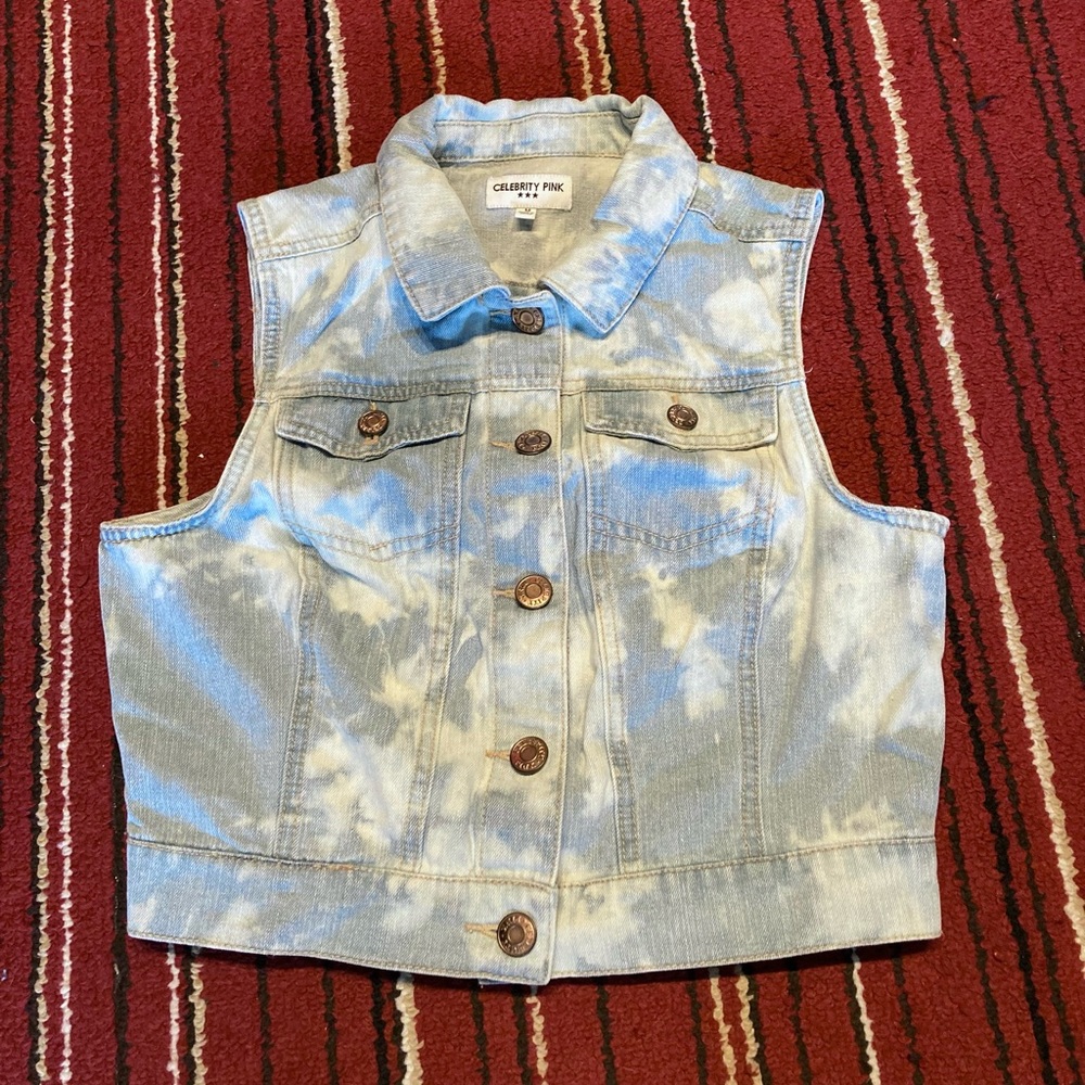 Acid Washed Jean Vest.